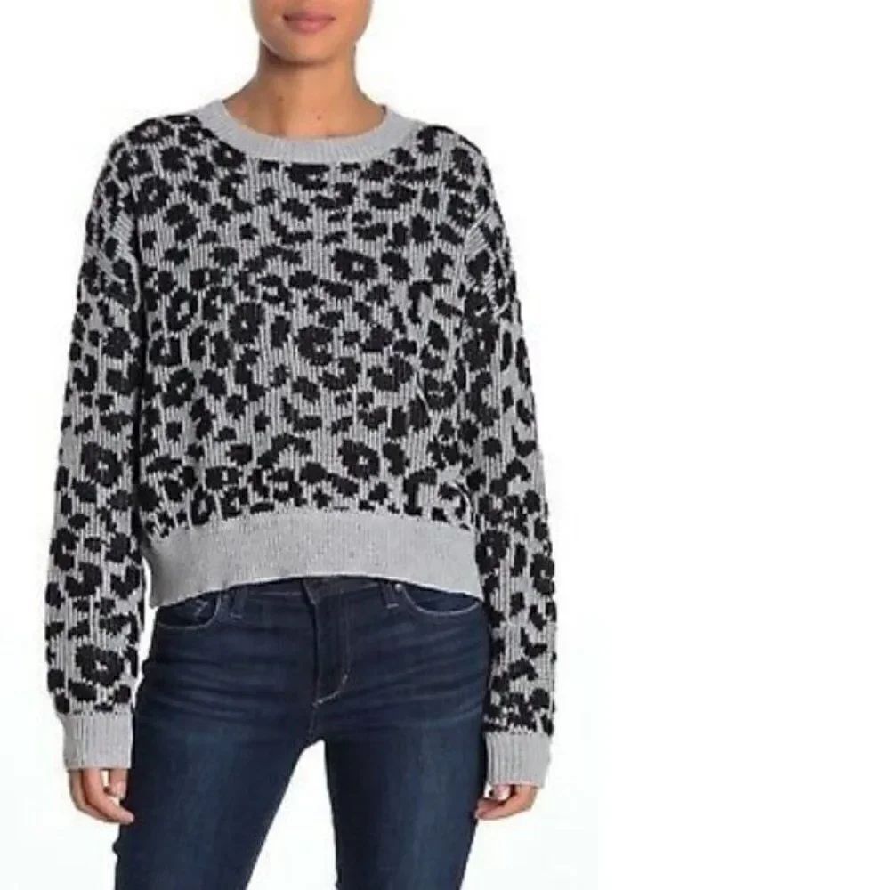 John + Jenn Gray Leopard Animal Print Sweater XL - NWT